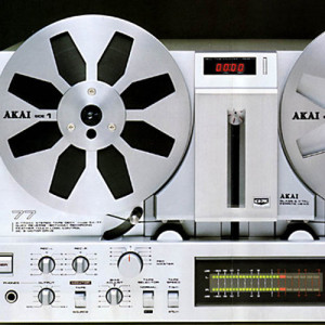 akai-gx-77