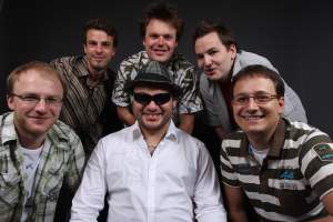 madfinger_band.jpg