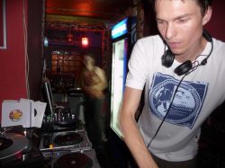 dj_pocoloco.jpg