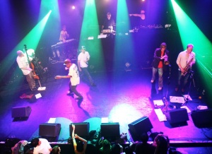 Us3_live_1.jpg