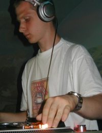 2005_09_04__grundfunk___DJ_Blue.jpg